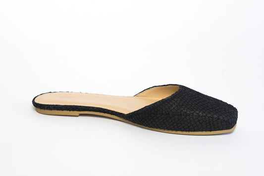 Dainty Mule - Black Night