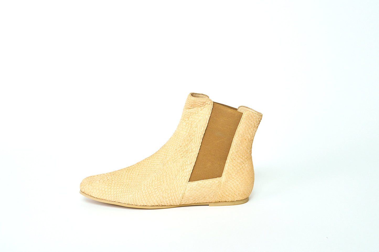 Dainty Chelsea Boot - Blush Haze