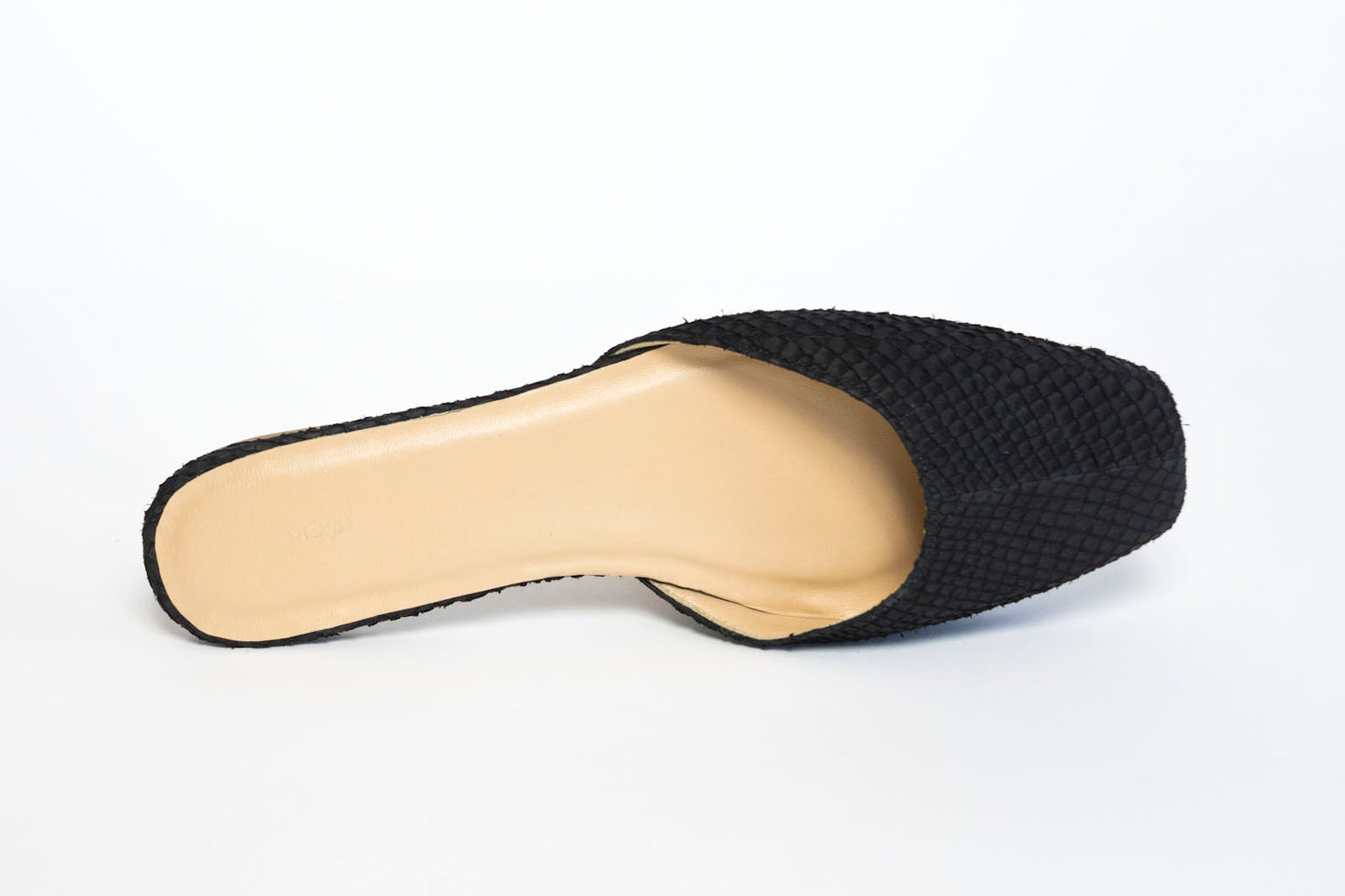 Dainty Mule - Black Night