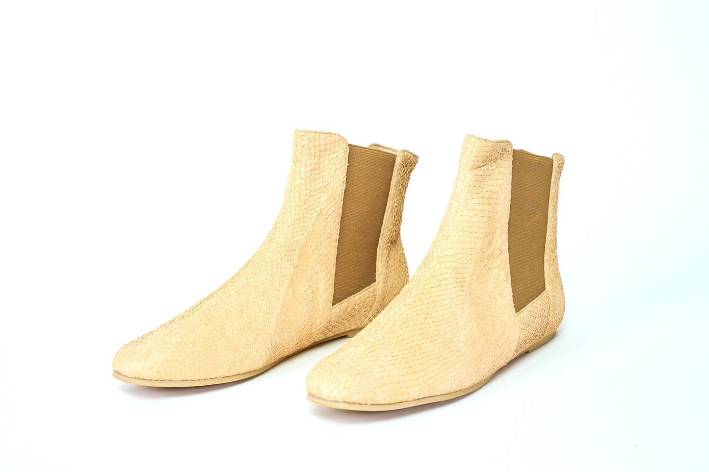 Dainty Chelsea Boot - Blush Haze