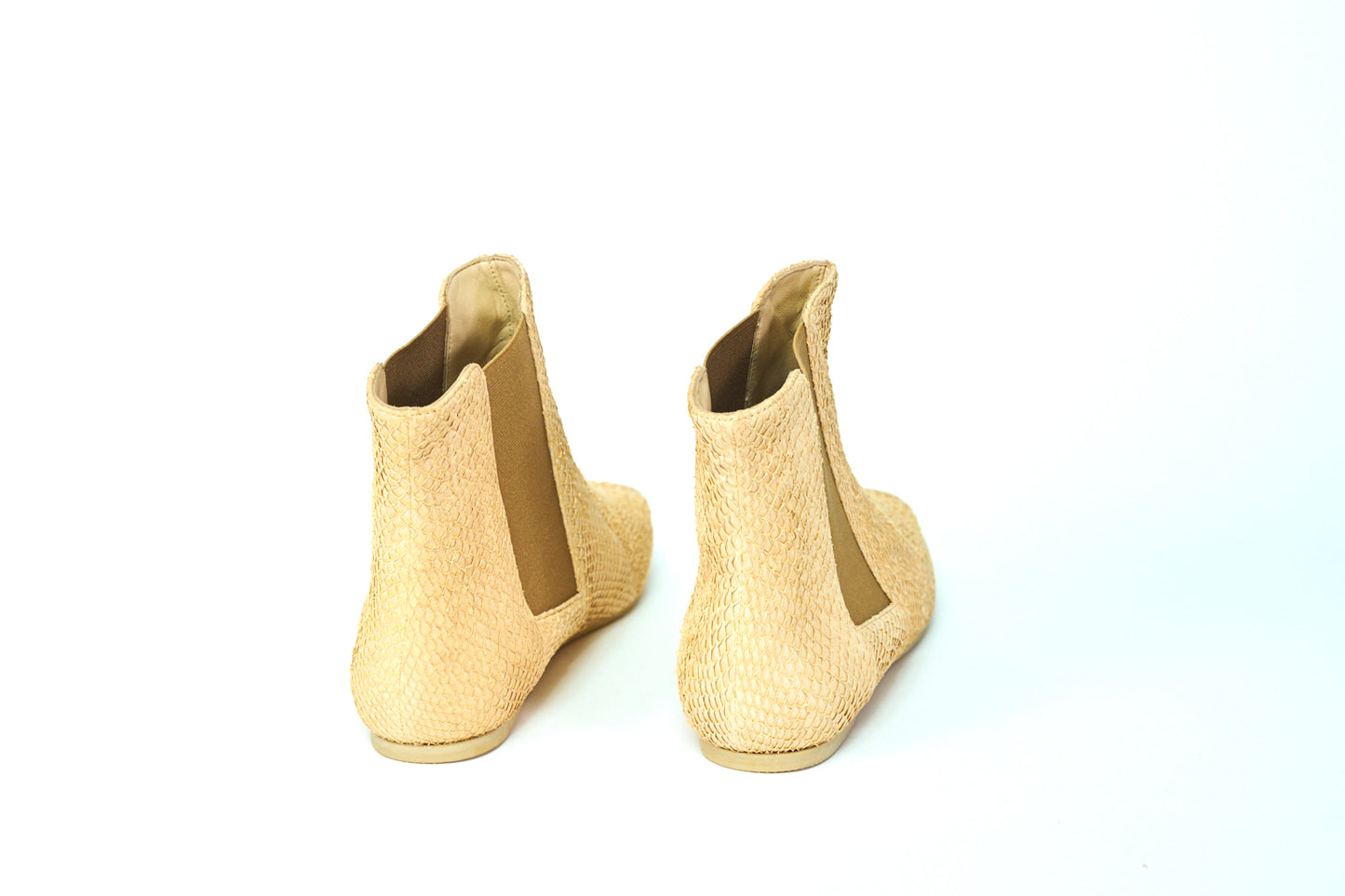 Dainty Chelsea Boot - Blush Haze